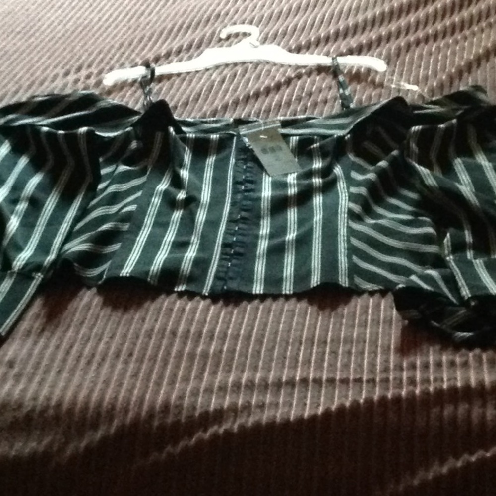 Brand New Off The Shoulder Top